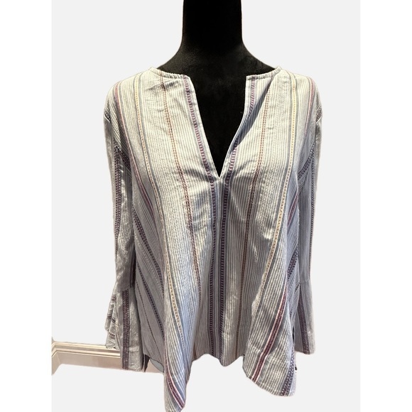 BCBG  Striped Blue Blouse in Medium with unique sleeves. - Picture 1 of 4
